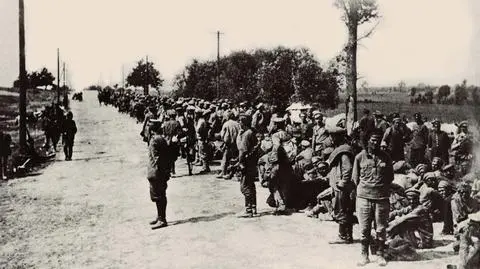 Rosja: tablice o radzieckich jeńcach 1920 roku w Katyniu