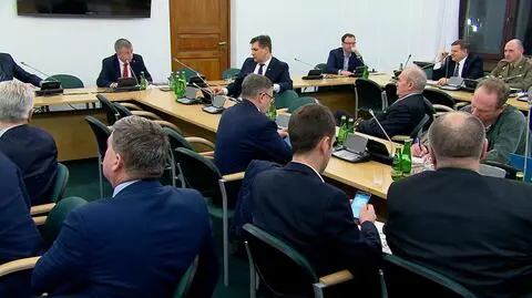 Posiedzenie dotyczyło informacji ministra obrony o przyczynach niepowodzeń w realizacji kluczowych projektów