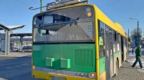 Posprzeczali się. Jeden wsiadł do trolejbusu, drugi strzelił