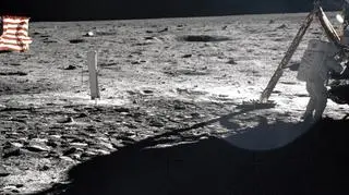 Neil Armstrong był pierwszy