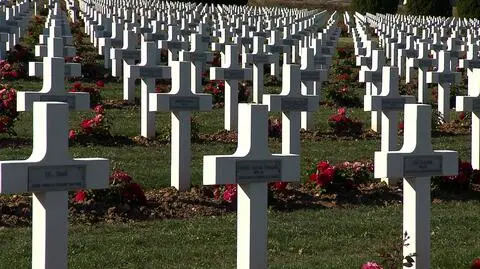 Cmentarz wojskowy w miejscowości Douaumont przypomina o ofiarach bitwy pod Verdun