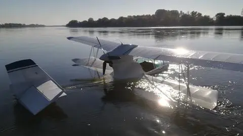 Samolot wylądował awaryjnie na Wiśle w Toruniu