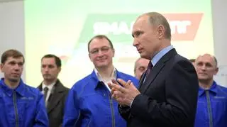 Władimir Putin ogłosił, że wystartuje w wyborach prezydenckich w 2018 roku. Materiał "Polska i Świat" TVN24 z 6 grudnia  