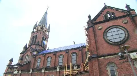 W Sosnowcu zakończono budowę spalonego dachu katedry