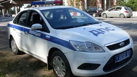 Policjanci zamordowali znajomego 77 ciosami noża