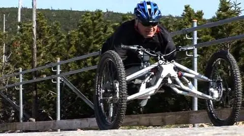 Stracił nogi, ale nie pasję