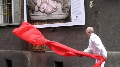 Najpierw Matejko, teraz Freud. 
Wielki obraz na kamienicy