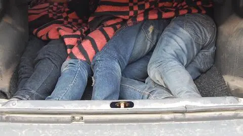 Wiele osób marzących o dostaniu się do Europy godzi się na fatalne warunki podróży 