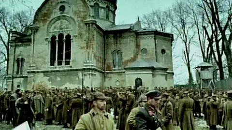 "Le Monde się kompromituje"