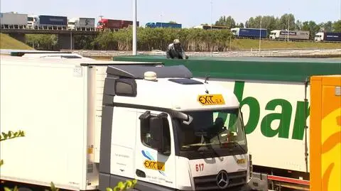 Sąd: uchodźcy w Calais mają mieć dostęp do wody pitnej