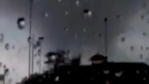 "Tornado jest coraz 
bliżej. Jestem przerażona"