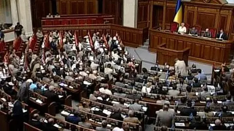 Politycy płacą za występy w mediach