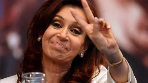 Ubiegająca się o urząd prezydenta Cristina Fernandez de Kirchner podczas przyjęcia wieńczącego jej kampanię wyborczą w Buenos Aires
