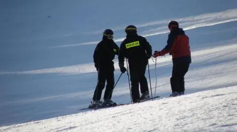 Na narciarskie stoki wyjechali policjanci. Sprawdzą czy narciarze przestrzegają przepisów