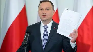 Polish president backs down in judicial reform spat