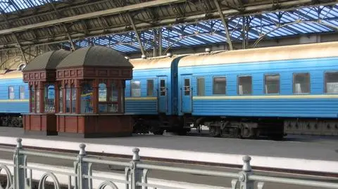 Biletów na pociągi brak. Chyba, że u koników