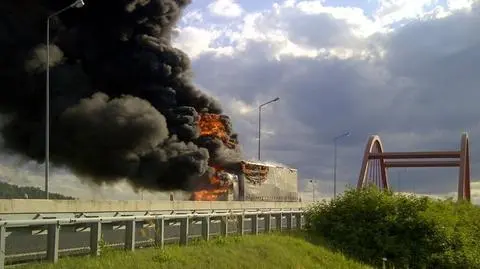 Na A4 spłonęła ciężarówka