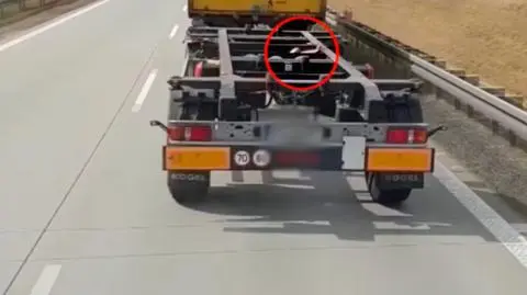 Dolny Śląsk. Zatrzymano kobietę, która spacerowała po autostradzie A4