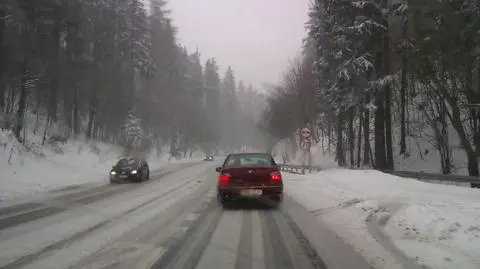 Dolny Śląsk: na drogach mokro i ślisko