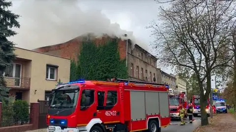 The tragedy took place in Inowrocław on Monday. The cause of the fire was yet unknown