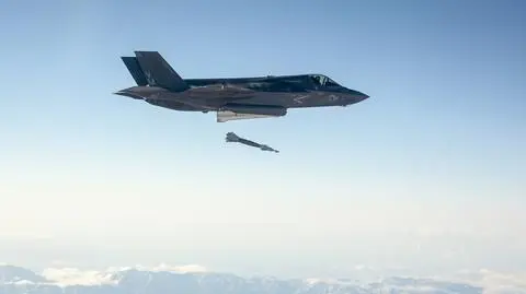 Po siedmiu latach prób F-35 zrzucił bombę. "Stał się prawdziwą bronią"