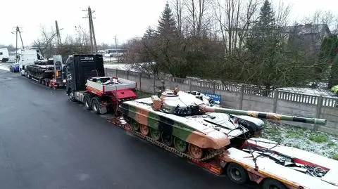 The tanks were being driven to the southern Polish town of Gliwice for repair