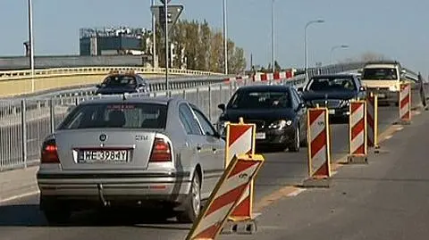 Autostrada bez zjazdu, znikający dworzec