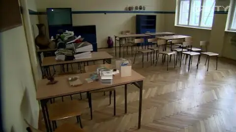 Szkoła bez uczniów - stoi pusta, ale nie można jej zamknąć