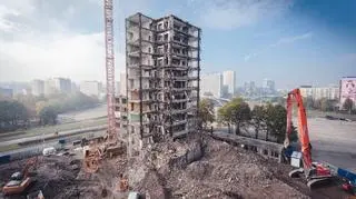 Rozbiórka wieżowca w centrum Katowic
