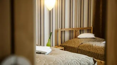 Za pieniądze znalezione w hotelowym pokoju nie należy się znaleźne