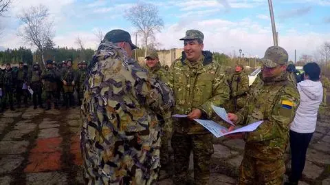 Saakaszili odwiedził żołnierzy ukraińskich w pobliżu Mariupola 