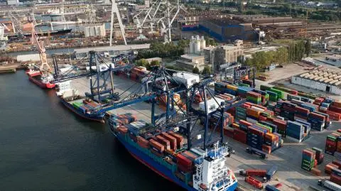 Kolejna rozbudowa gdyńskiego terminalu. Przeładują o ponad 50 proc. kontenerów więcej