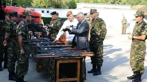 Tutuianu kierował resortem obrony