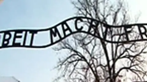 Neonazista zlecił kradzież, 
potem wsypał wykonawców ?