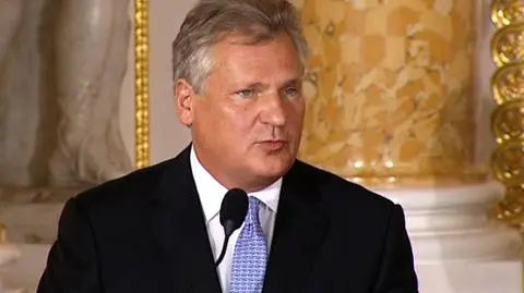 Kwaśniewski honorowym obywatelem stolicy