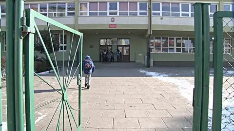 Prokuratura: uczeń poparzony silnie żrącymi substancjami