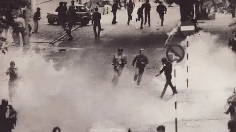 Stan wojenny trwał 586 dni