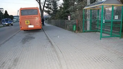 15-latka wypadła z autobusu. Trafiła do szpitala