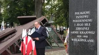 Uroczystości pod pomnikiem Polskiego Państwa Podziemnego