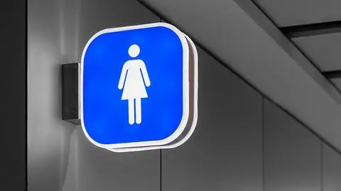 Kamerka była ukryta pod umywalką