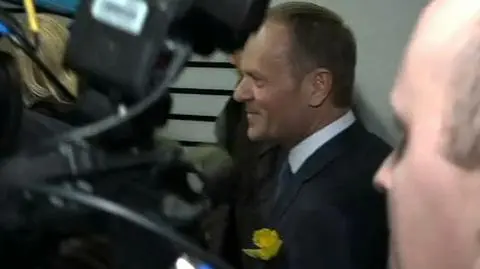 Donald Tusk ma zeznawać w sprawie byłych szefów tajnych służb