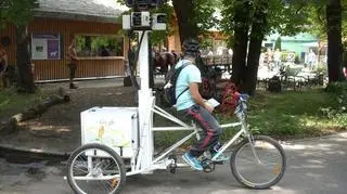 Jeździ i robi zdjęcia