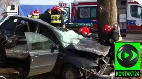 Zahaczył o tira, zjechał na przeciwny pas. Dwie ofiary