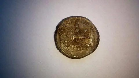 Złoty denar z czasów Cesarstwa Rzymskiego