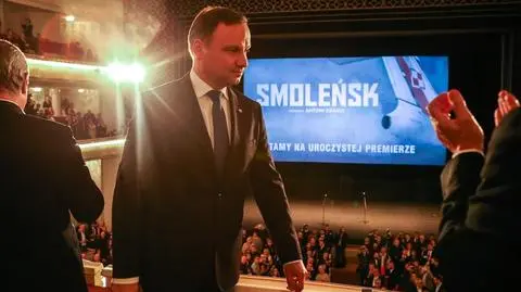 Prezydent Andrzej Duda na premierze "Smoleńska"