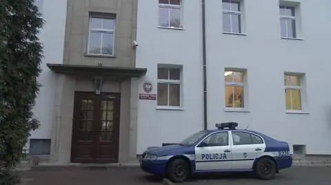 Policjanci z Wrocławia pili alkohol na komisariacie? 
"Zostali zawieszeni"