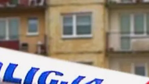 Z nieboszczką przez ścianę - przez 8 miesięcy...