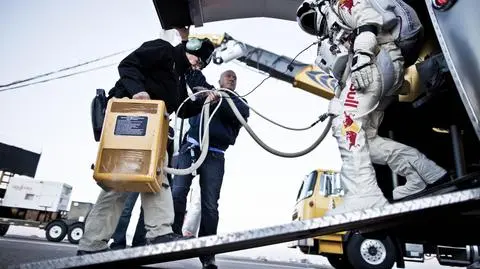 Ile reklamy w skoku Felixa? Kosmiczny marketing Red Bulla
