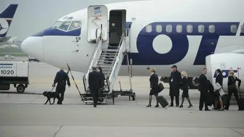 Prezydent już w Polsce,
leciał bez Tuska
