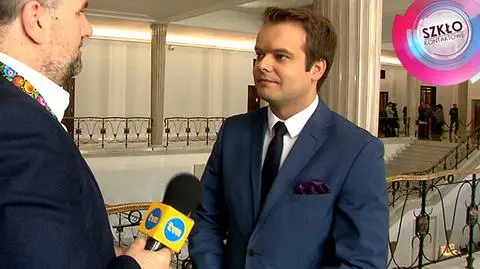 Rafał Bochenek odpowiada na pytanie o zarobki
